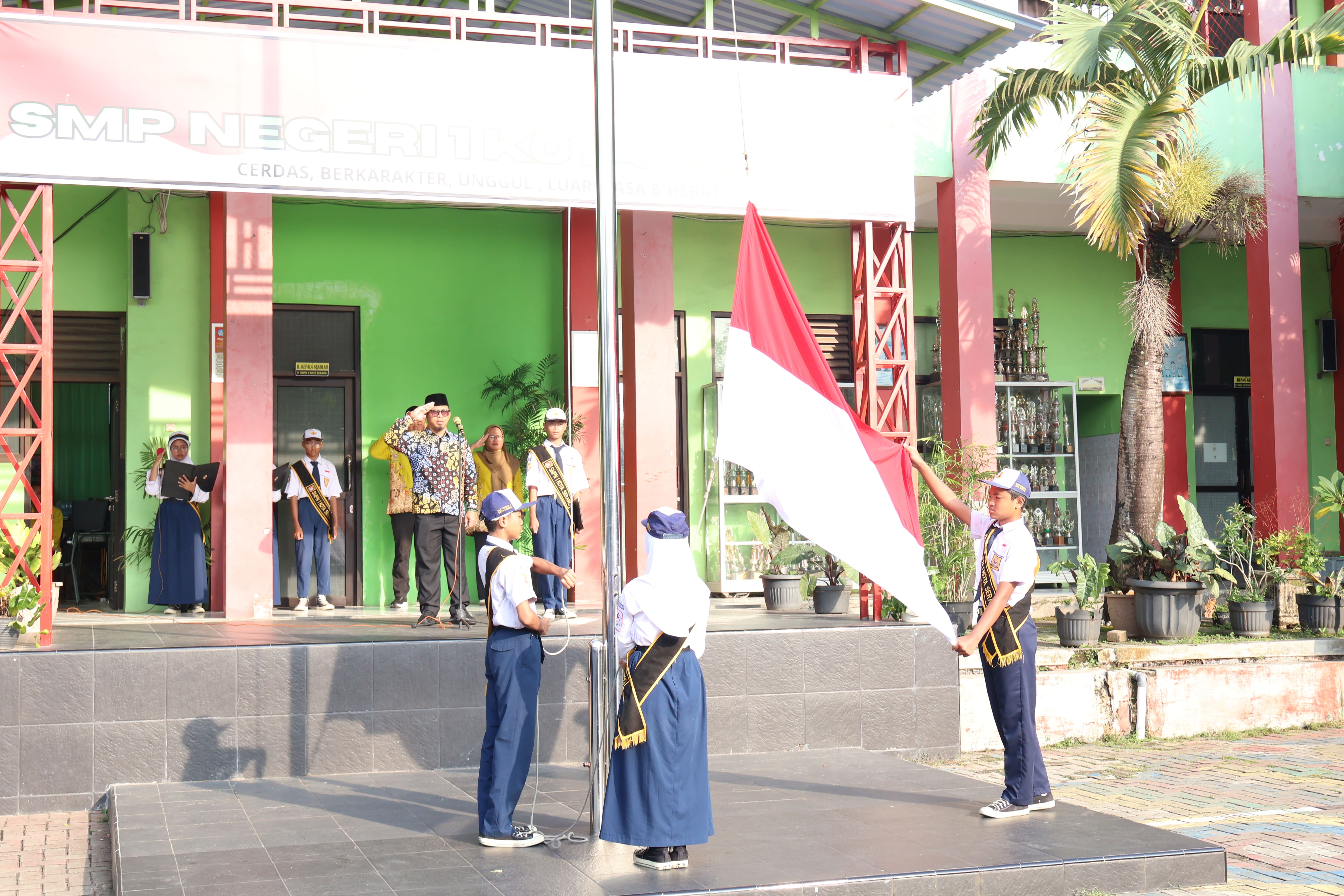 Upacara Hardiknas dan Gemas Libas