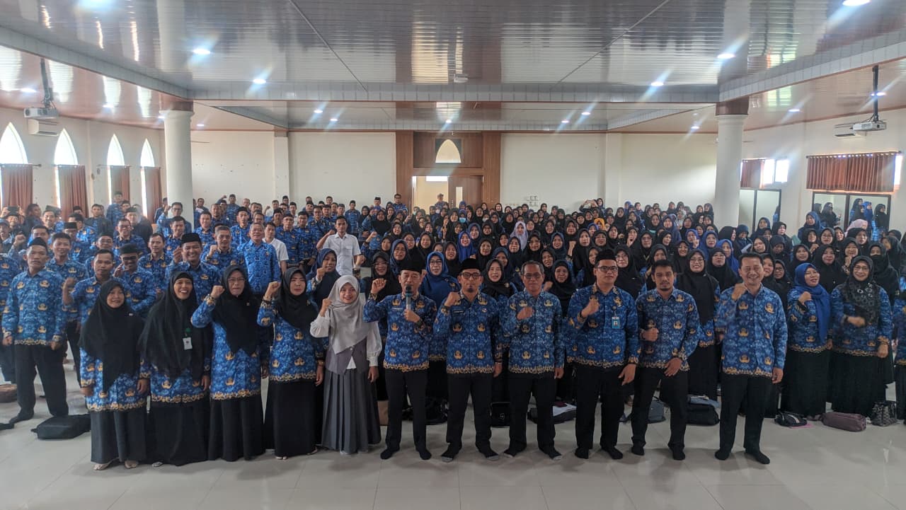 Pembinaan dan Peningkatan Mutu Guru Agama Islam (PAI) SD dan SMP Se- Kota Serang.